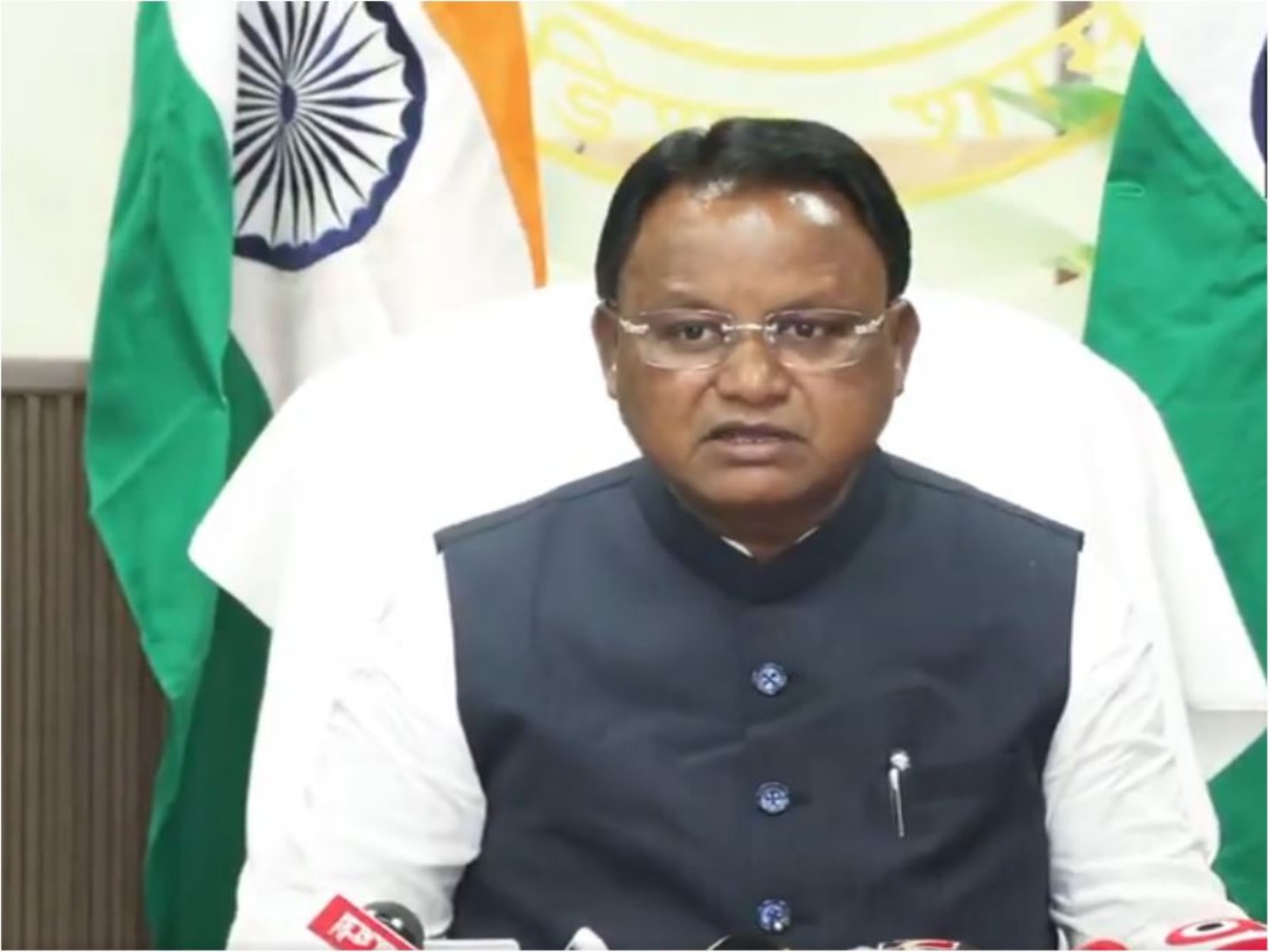 चक्रवात ‘अर्नब’ के मद्देनजर ओडिशा को सहायता के आश्वासन पर सीएम माझी ने अमित शाह का आभार जताया