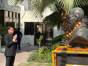 UAE marks Gandhi Jayanti with tributes to the Mahatma
