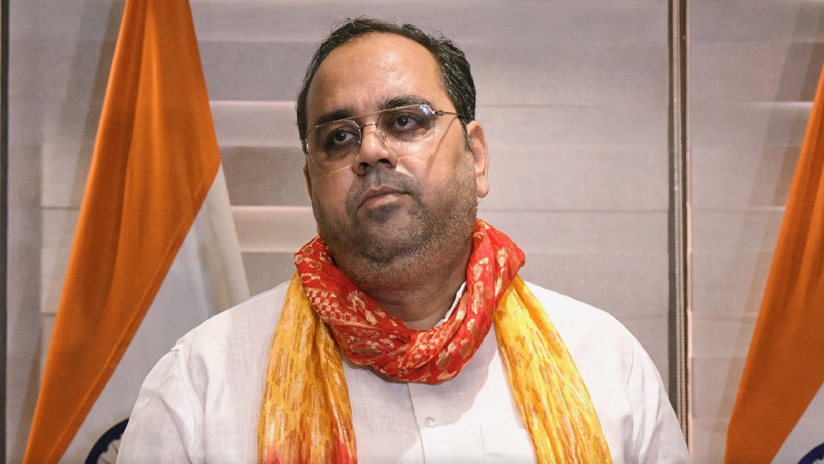 दिल्ली में ‘दुर्गा’ योजना का पोर्टल लॉन्च, 1,300 महिलाओं और ट्रांसजेंडर्स को मिलेंगे ई-ऑटो