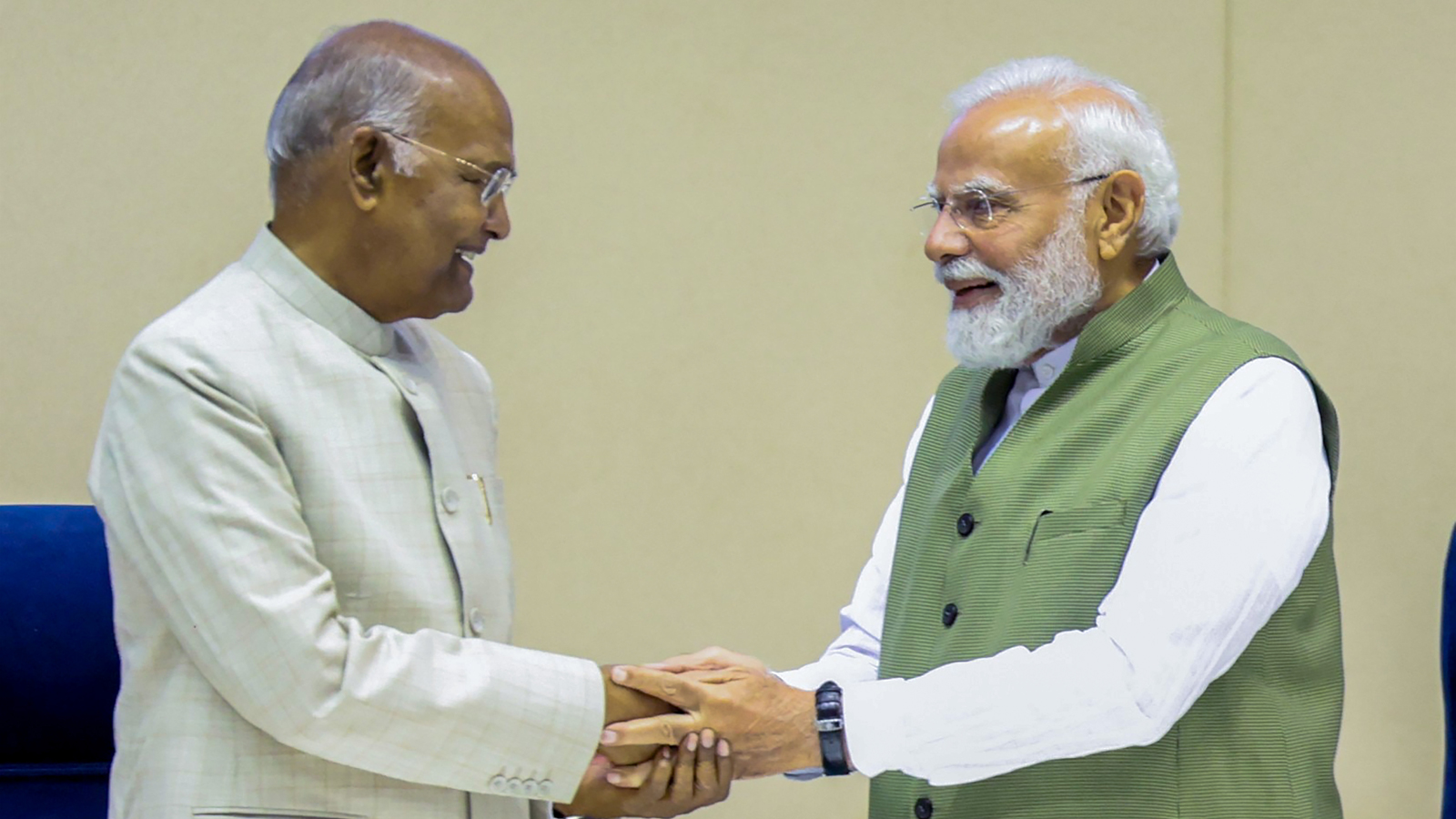 PM Modi extends birthday greetings to former President Ram Nath Kovind