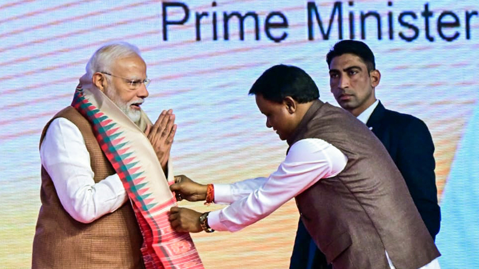 Odisha Cabinet adopts resolution hailing PM Modi for 25 years in public service, focus on state