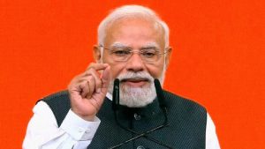 25 सालों से जनसेवा में समर्पित पीएम मोदी, गुजरात से दिल्ली तक योजनाओं का किया विस्तार