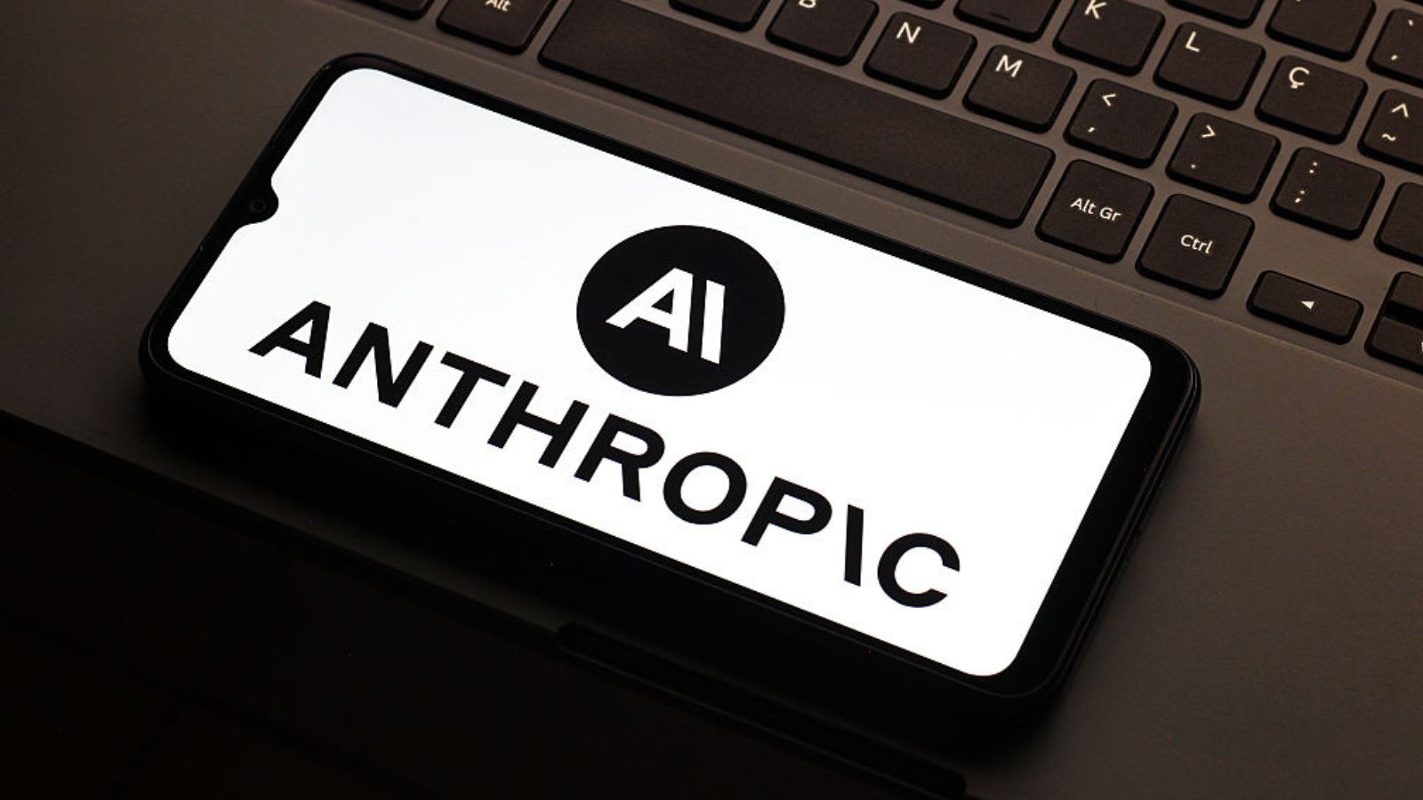AI models may soon self-replicate without access to data centers, Anthropic warns