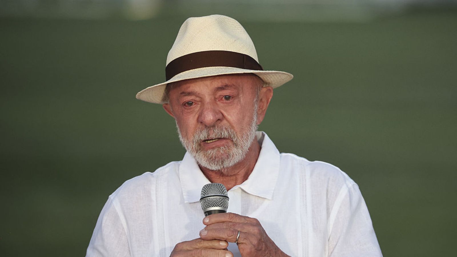 Brazil’s Lula to reap gains from Bolsonaro family flight