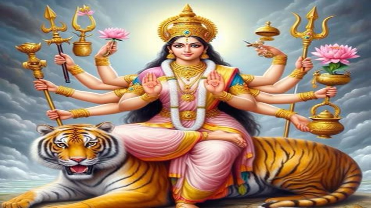 मां चंद्रघंटा का दिव्य स्वरूप: शक्ति, शांति, शौर्य, सौम्यता और आध्यात्मिक चेतना का अद्भुत समन्वय