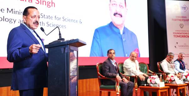 Jitendra Singh Urges Industry to Partner with Researchers to Accelerate Technology Development