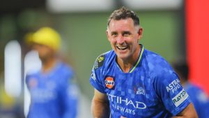 Chennai Super Kings and batting coach Mike Hussey part ways; Gareth Batty joins as assistant coach