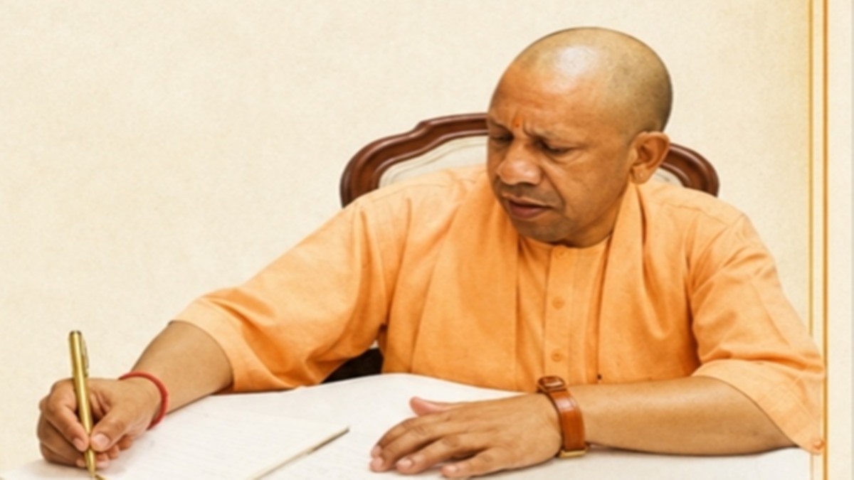 नवरात्र पर योगी का संदेश : मातृशक्ति का सम्मान और सशक्तिकरण ही विकसित यूपी की पहचान