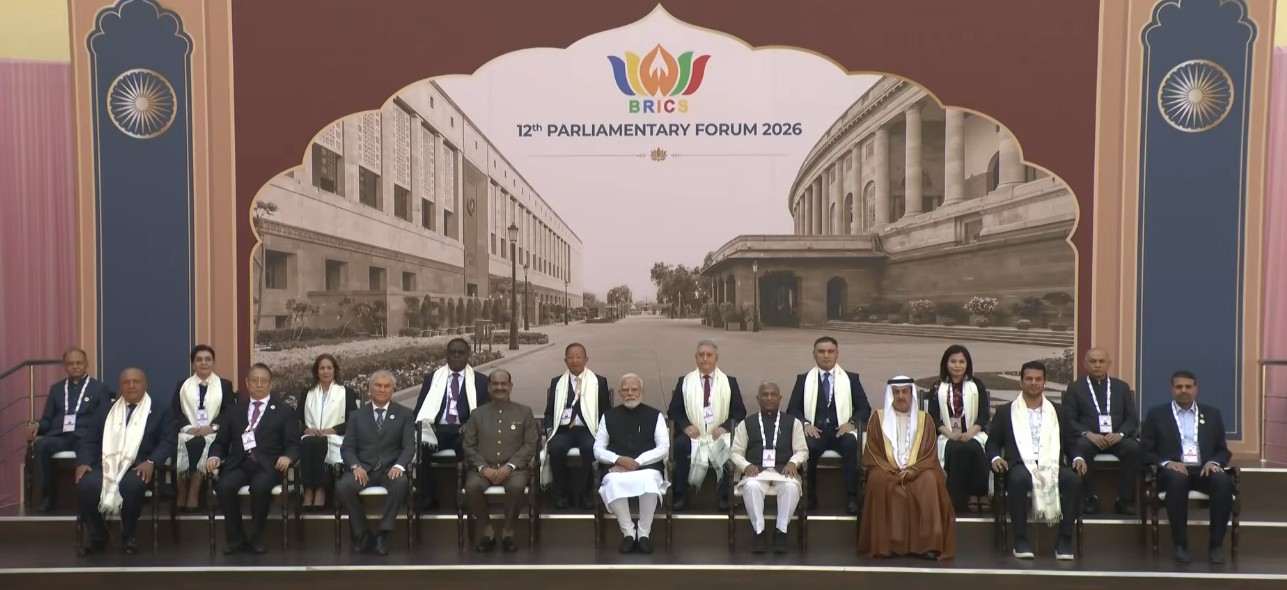 पीएम मोदी ने 12वें ब्रिक्स संसदीय फोरम में लिया हिस्सा, विदेशी प्रतिनिधियों से की बातचीत