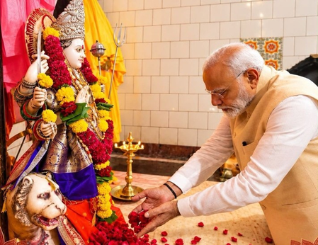 पीएम मोदी ने मां सिद्धिदात्री का किया स्मरण, श्लोक के माध्यम से की मंगलकामना