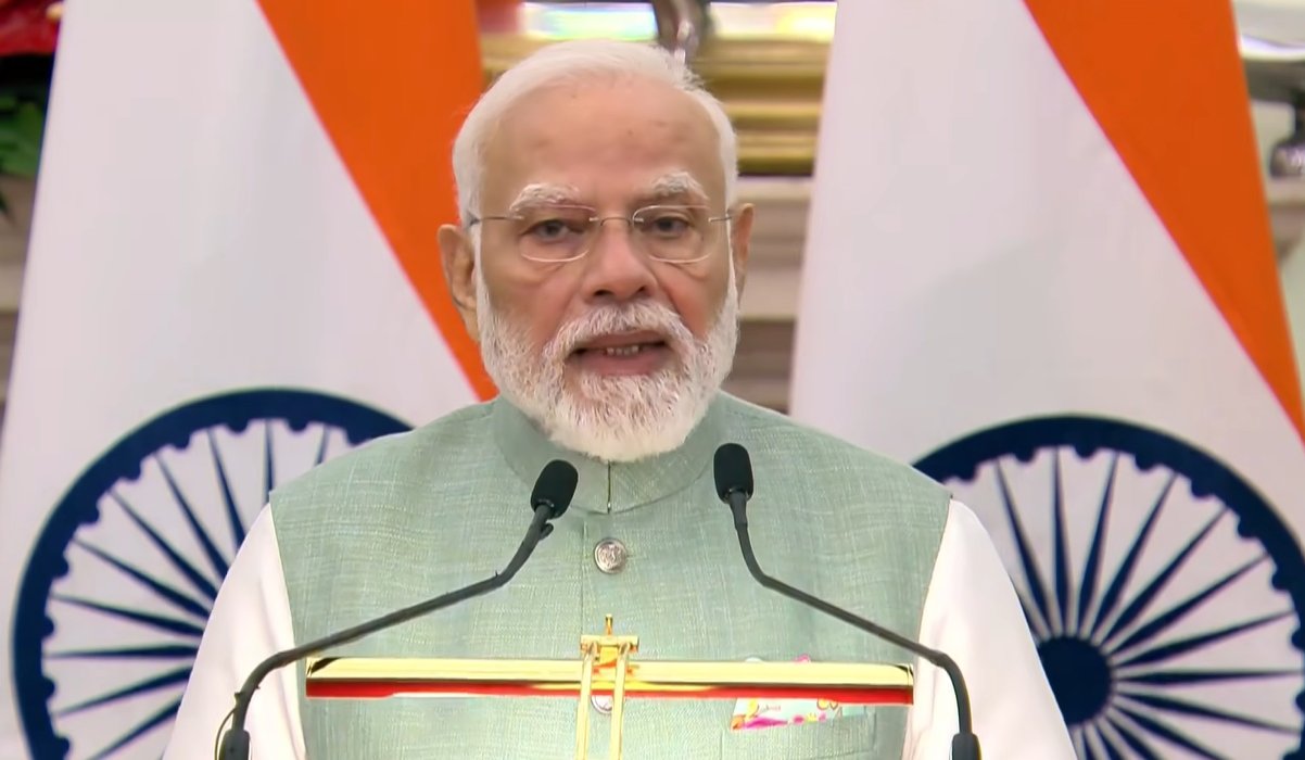 भारत-स्विस साझेदारी के तीन मजबूत स्तंभ: इनोवेशन, इंफ्रास्ट्रक्चर और टेक्नोलॉजी: पीएम मोदी
