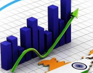 IMF ने की भारत की आर्थिक मजबूती की तारीफ, विकास अनुमान बढ़ाया